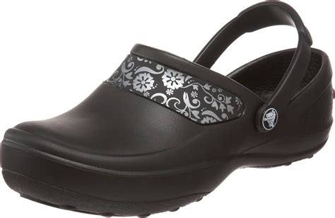 amazon crocs women's.